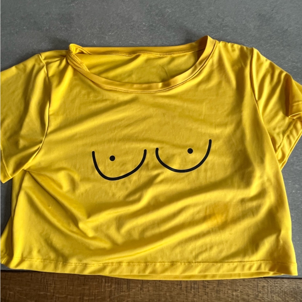 💛yellow cropped pj t💛